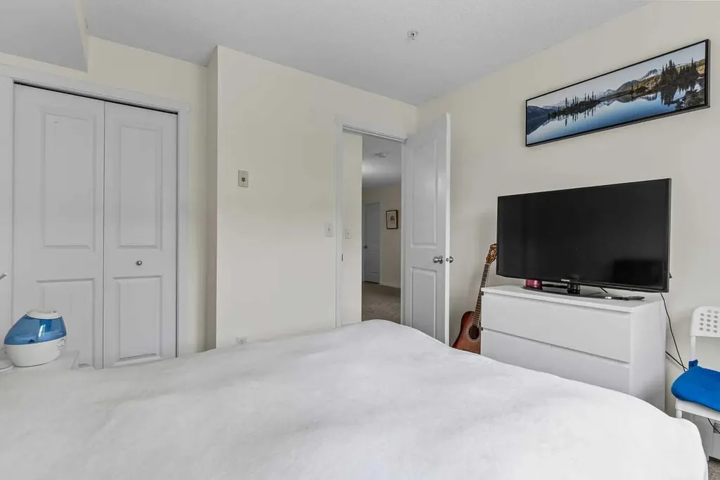 81 Legacy Boulevard SE Calgary AB T2X 2B9