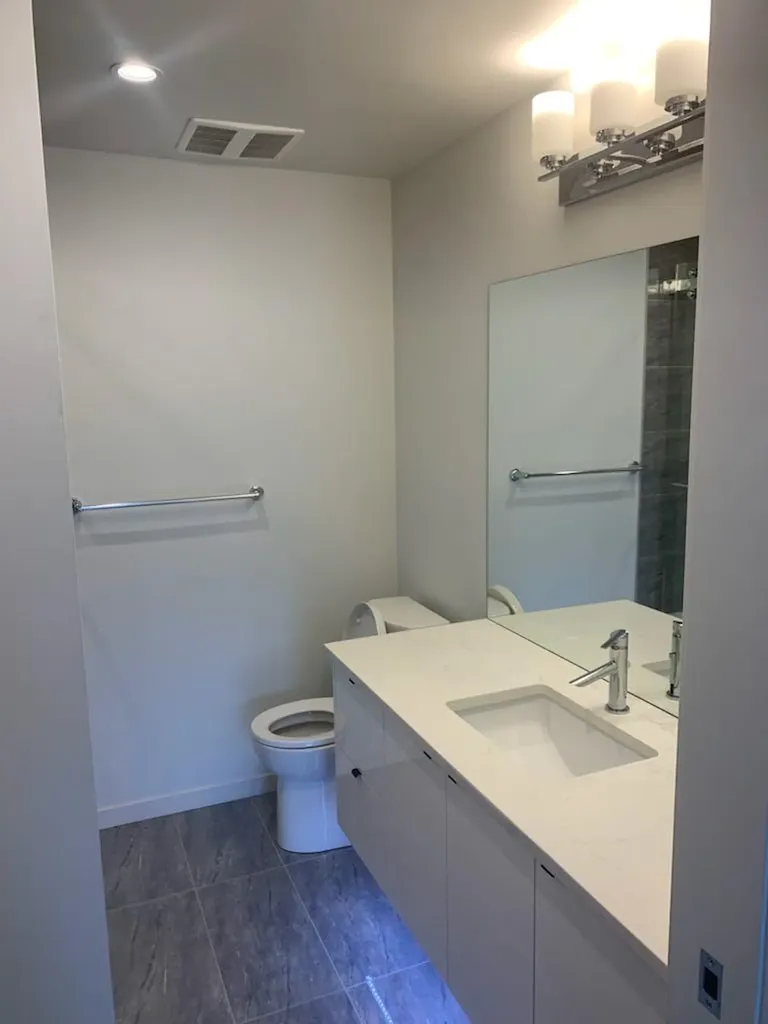 317 22 Avenue SW Calgary AB T2S 3H6