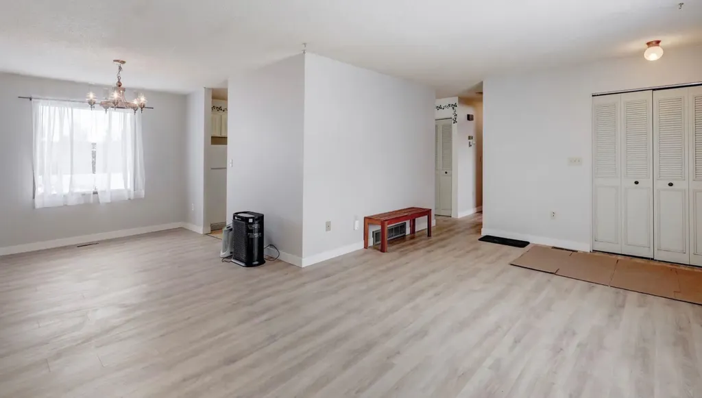707 Bankview Drive SW Drumheller AB T0J0Y6