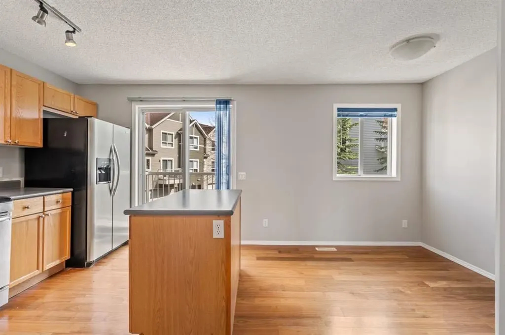 161 Tuscany Court NW Calgary AB T3L 2Y9
