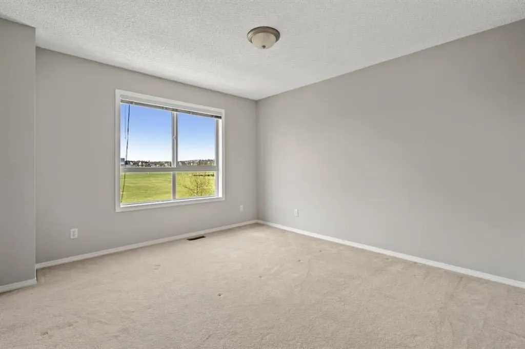 161 Tuscany Court NW Calgary AB T3L 2Y9