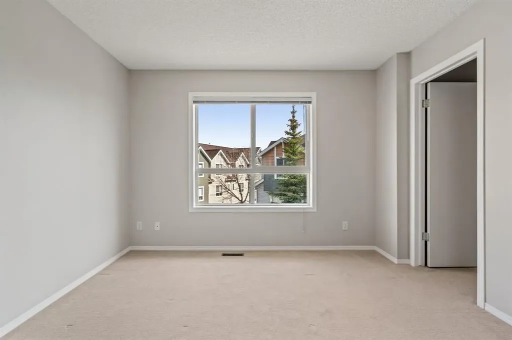 161 Tuscany Court NW Calgary AB T3L 2Y9