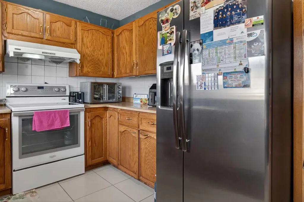 124 Falchurch Crescent NE Calgary AB T3J 1K1