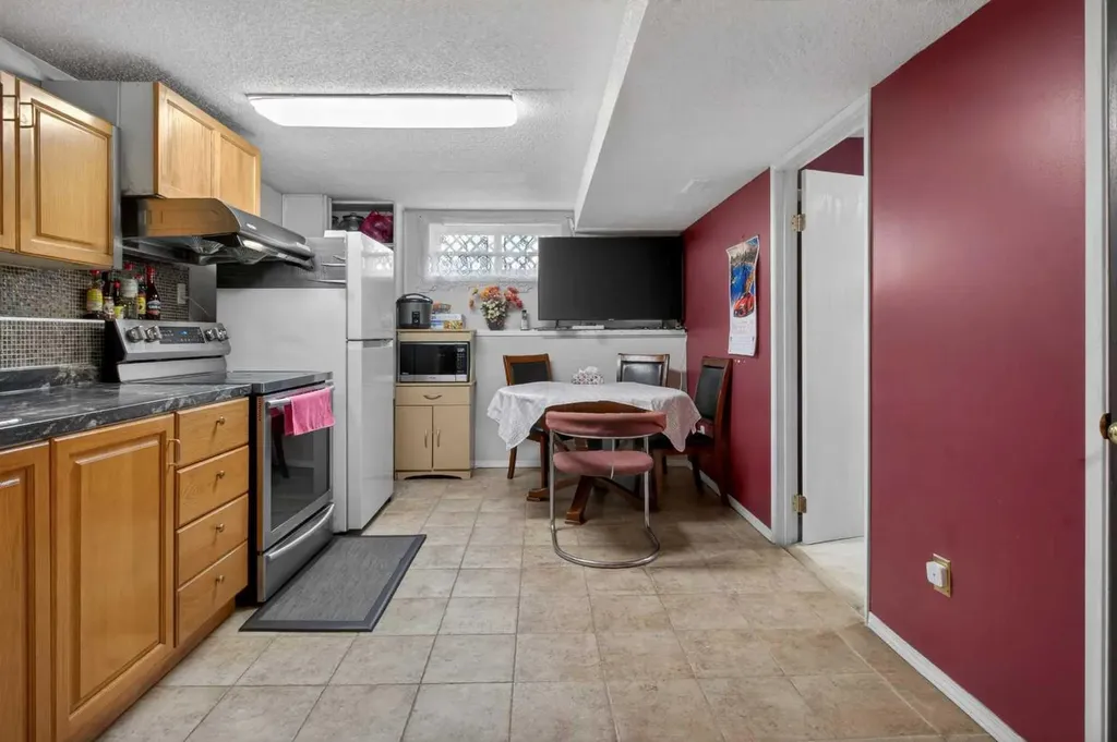 124 Falchurch Crescent NE Calgary AB T3J 1K1