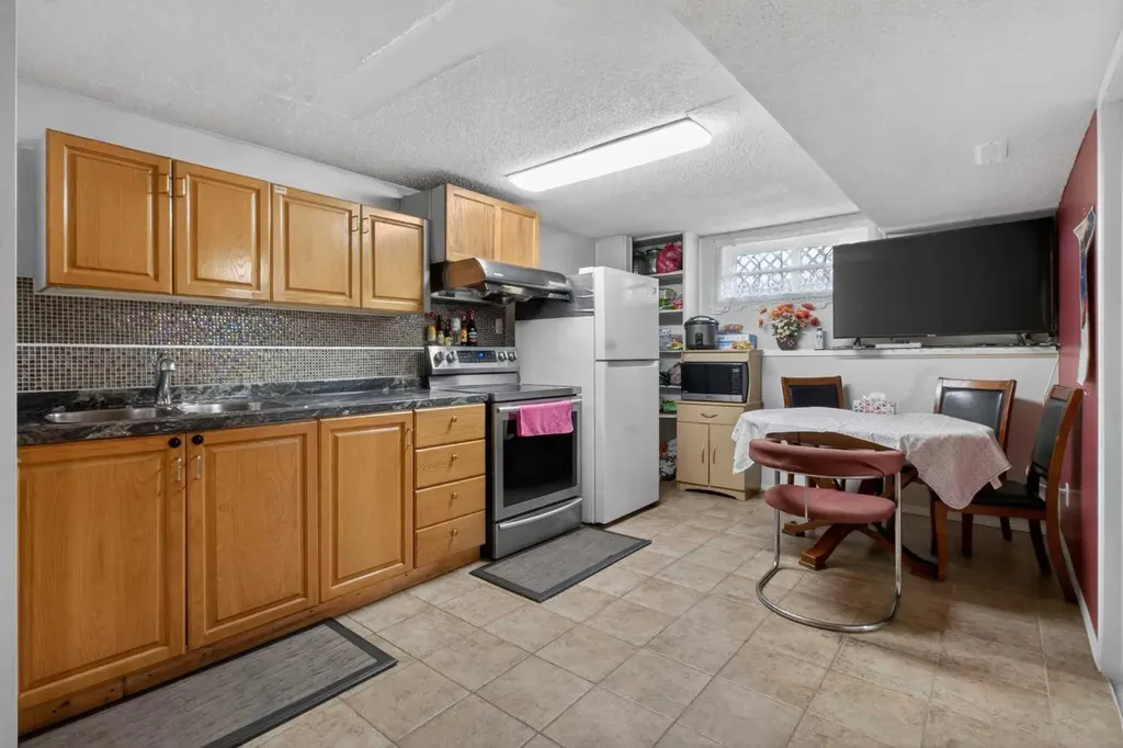 124 Falchurch Crescent NE Calgary AB T3J 1K1