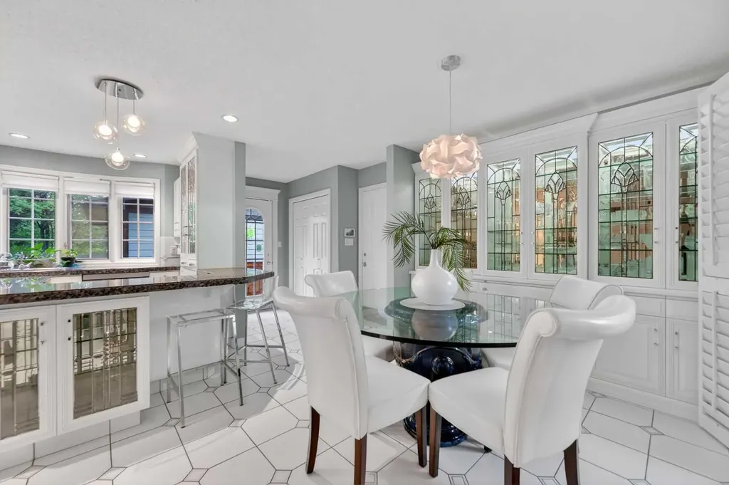6720 Leaside Drive S Calgary AB T3E 6H5