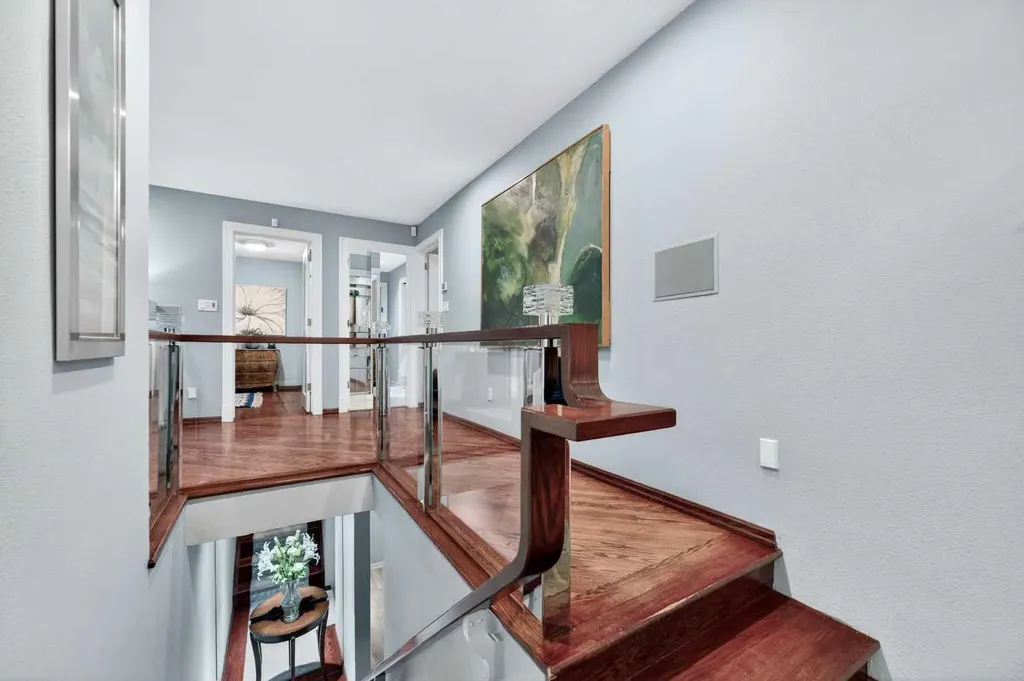6720 Leaside Drive S Calgary AB T3E 6H5