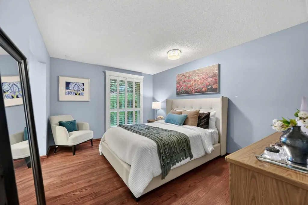 6720 Leaside Drive S Calgary AB T3E 6H5