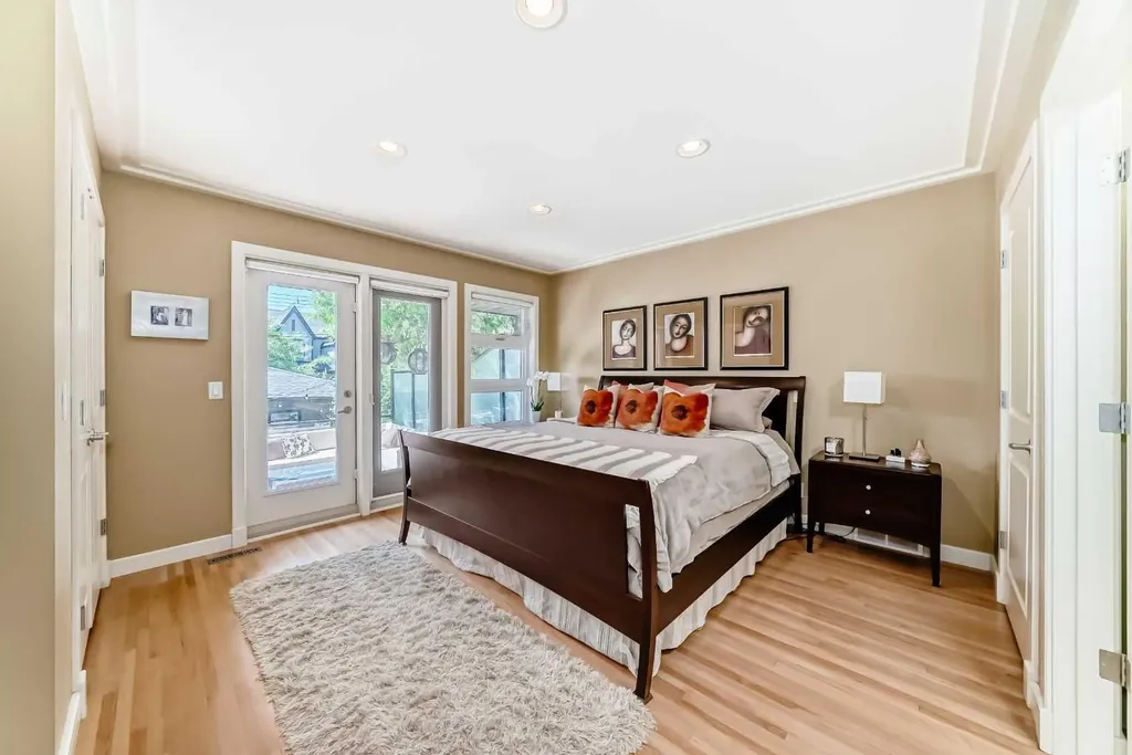 3631 12 Street SW Calgary AB T2T3P1