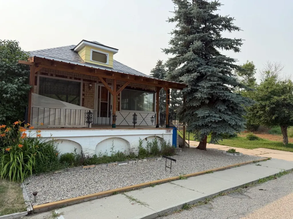 510 Bruce Avenue Carbon AB T0M0L0