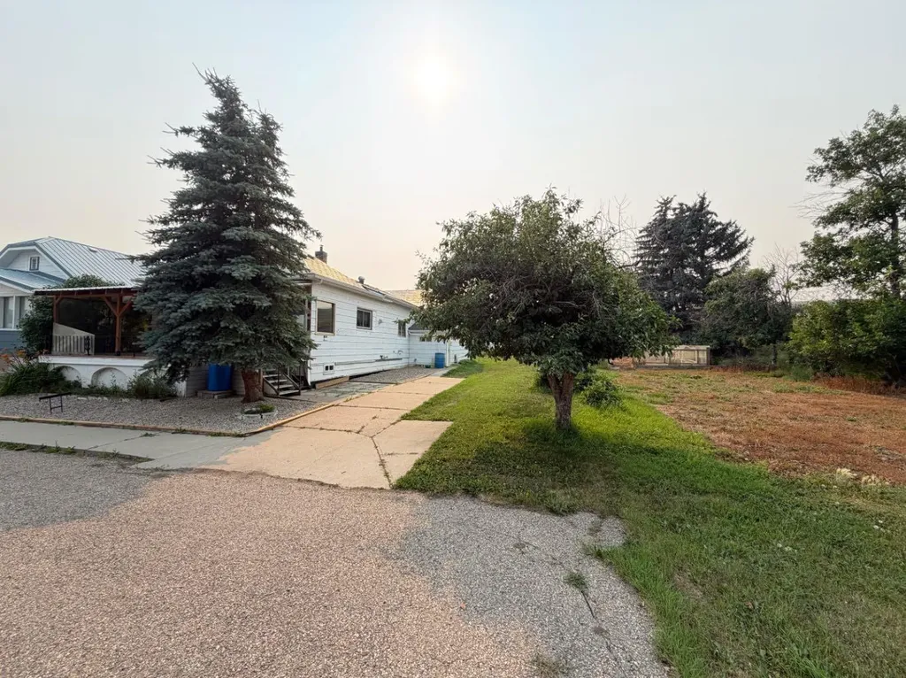 510 Bruce Avenue Carbon AB T0M0L0
