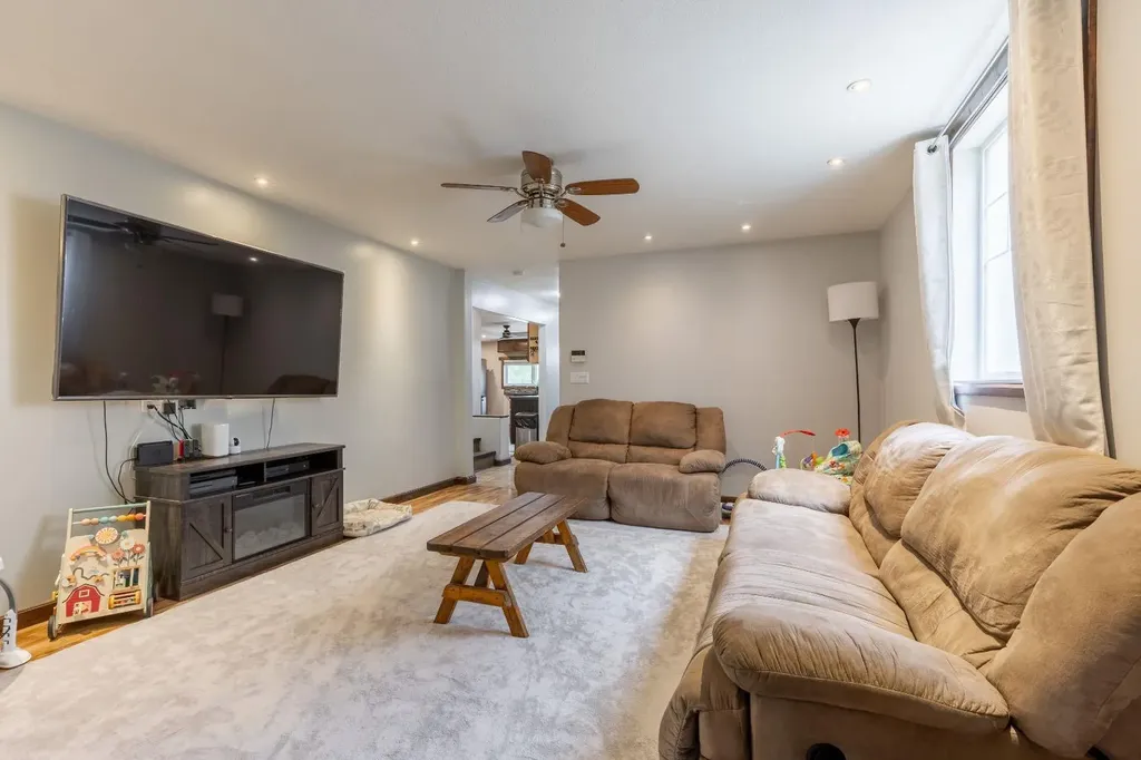 2241 21 Avenue Coaldale AB T1M 1J1