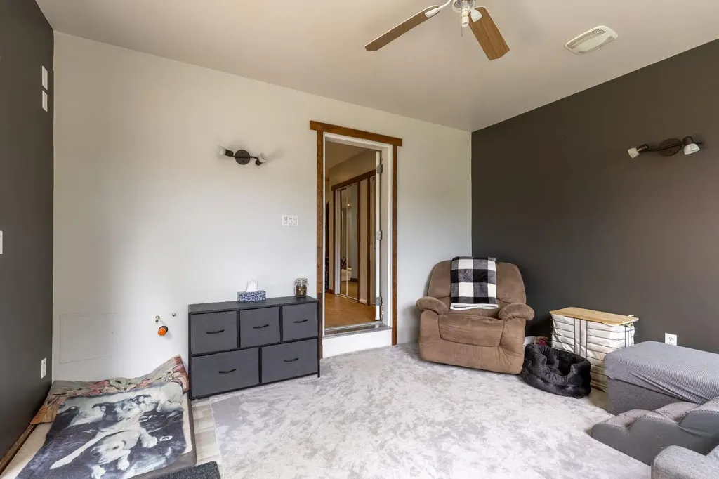 2241 21 Avenue Coaldale AB T1M 1J1