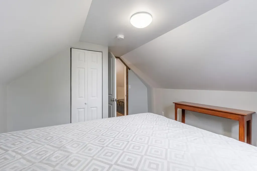 2241 21 Avenue Coaldale AB T1M 1J1