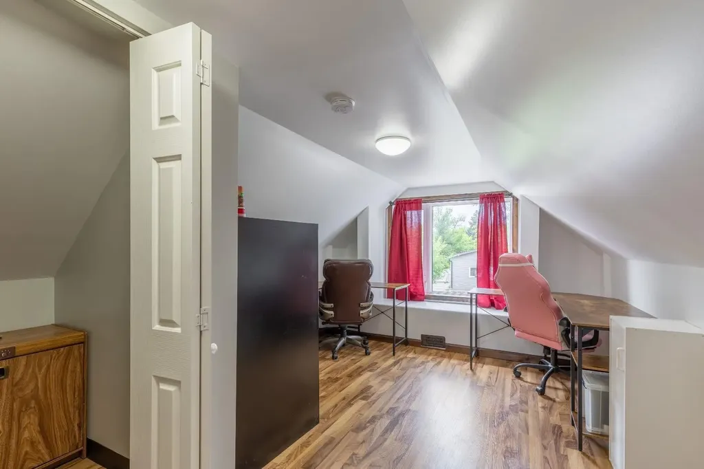 2241 21 Avenue Coaldale AB T1M 1J1