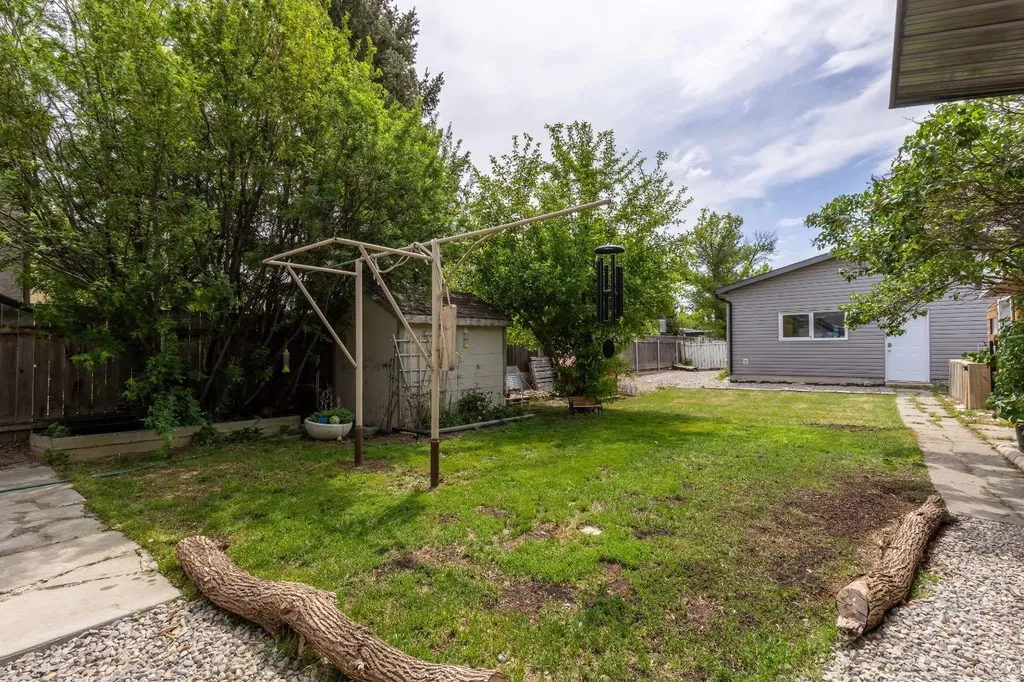 2241 21 Avenue Coaldale AB T1M 1J1