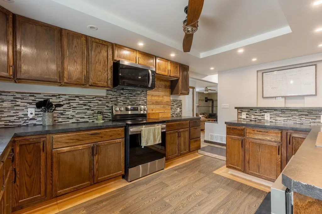 2241 21 Avenue Coaldale AB T1M 1J1