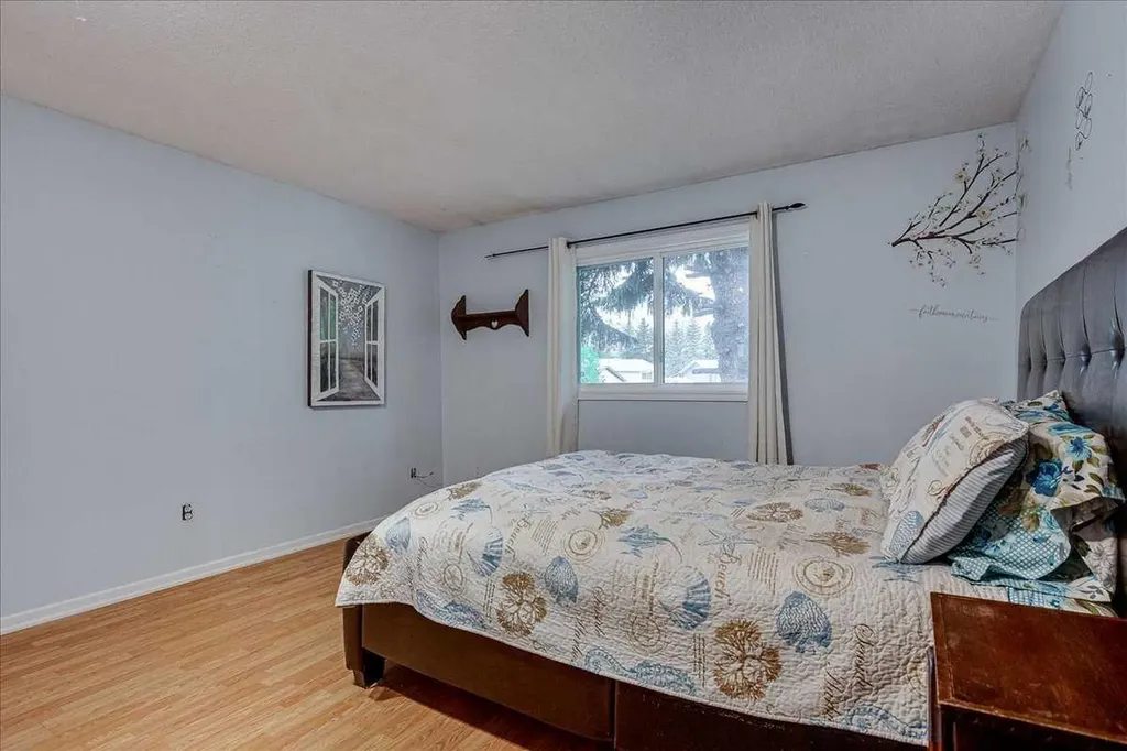 38 Heritage Drive Lacombe AB T4L 1N7