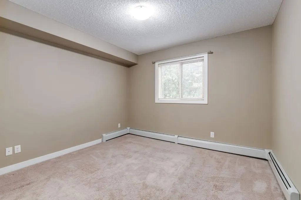 403 Mackenzie Way SW Airdrie AB T4B3V7