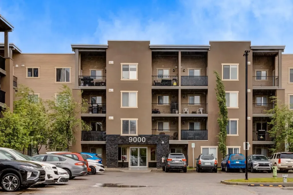 403 Mackenzie Way SW Airdrie AB T4B3V7