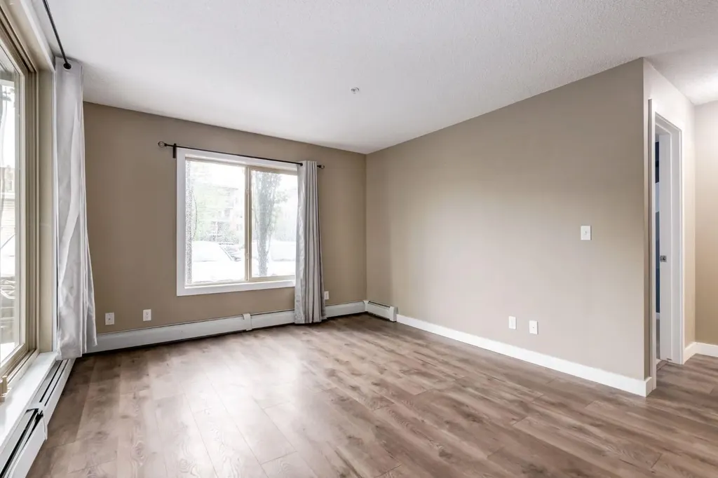 403 Mackenzie Way SW Airdrie AB T4B3V7