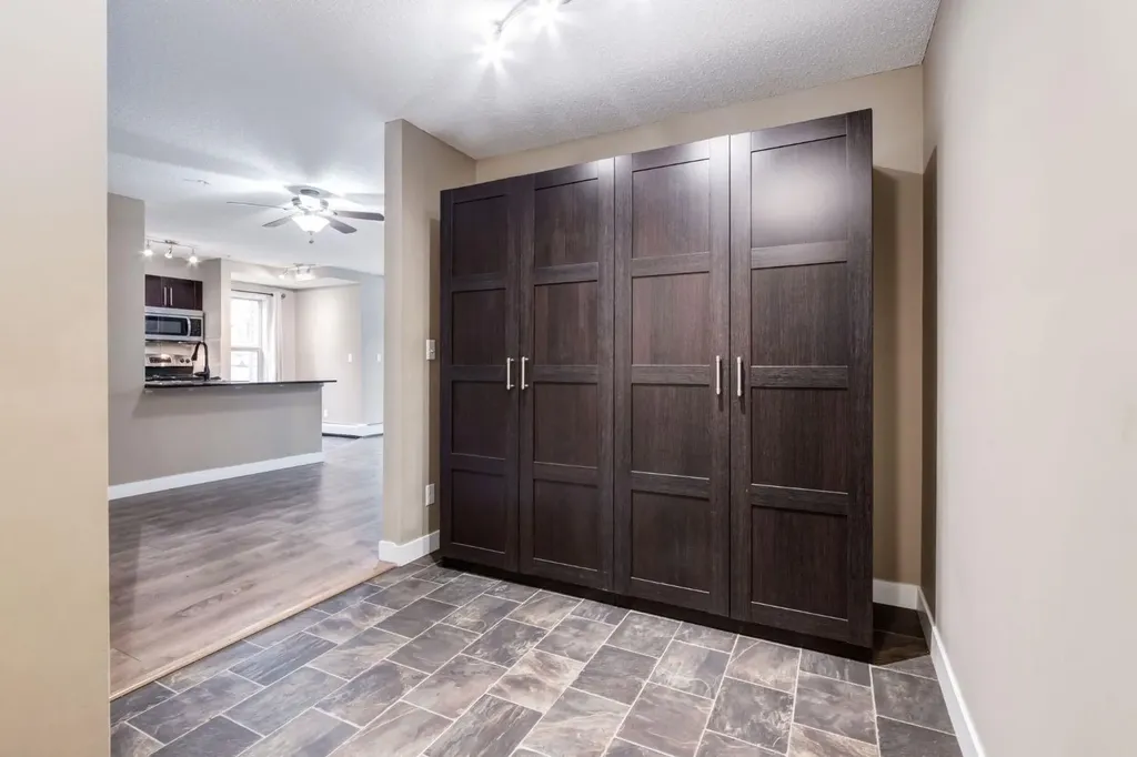 403 Mackenzie Way SW Airdrie AB T4B3V7