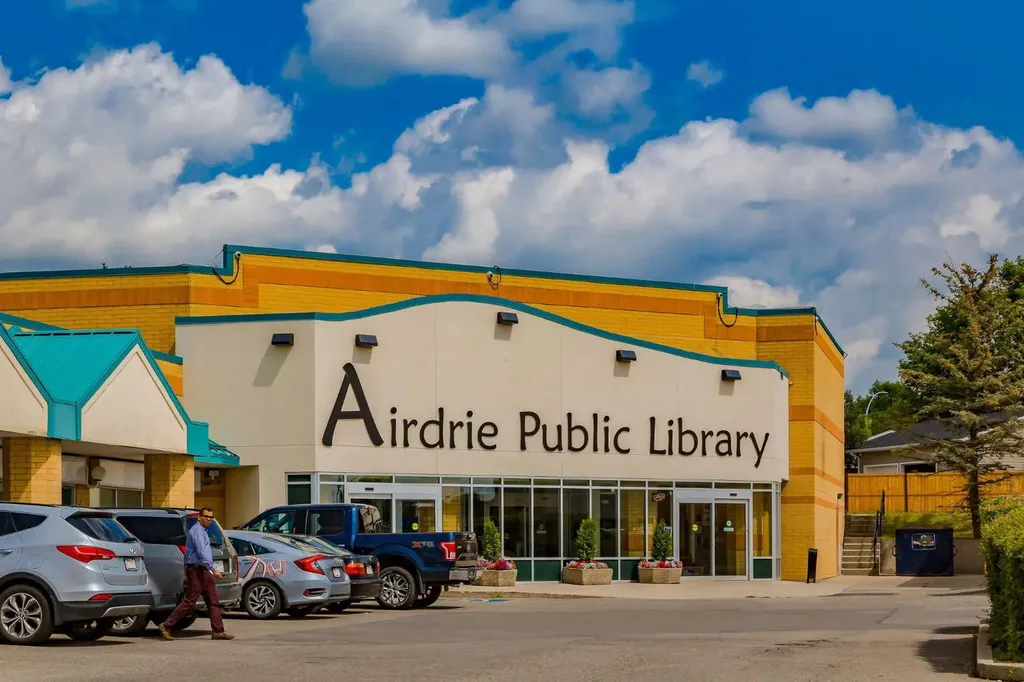 403 Mackenzie Way SW Airdrie AB T4B3V7