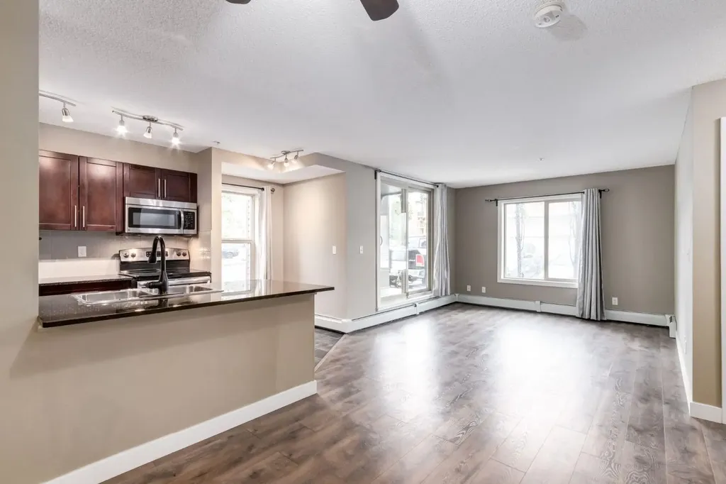 403 Mackenzie Way SW Airdrie AB T4B3V7