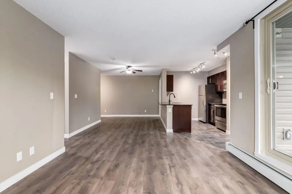 403 Mackenzie Way SW Airdrie AB T4B3V7