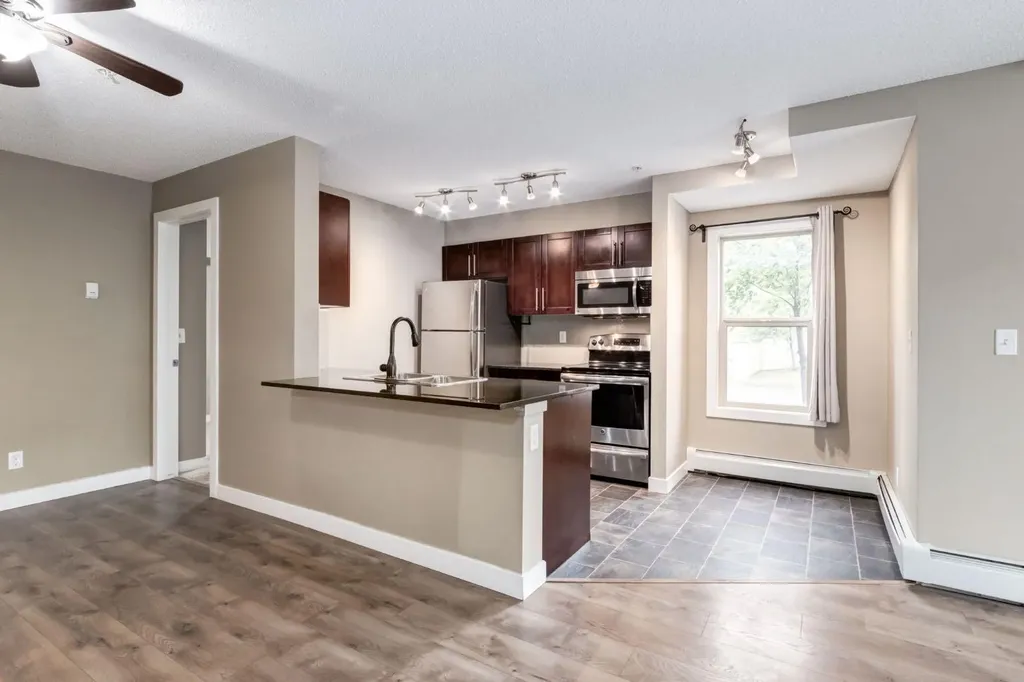 403 Mackenzie Way SW Airdrie AB T4B3V7