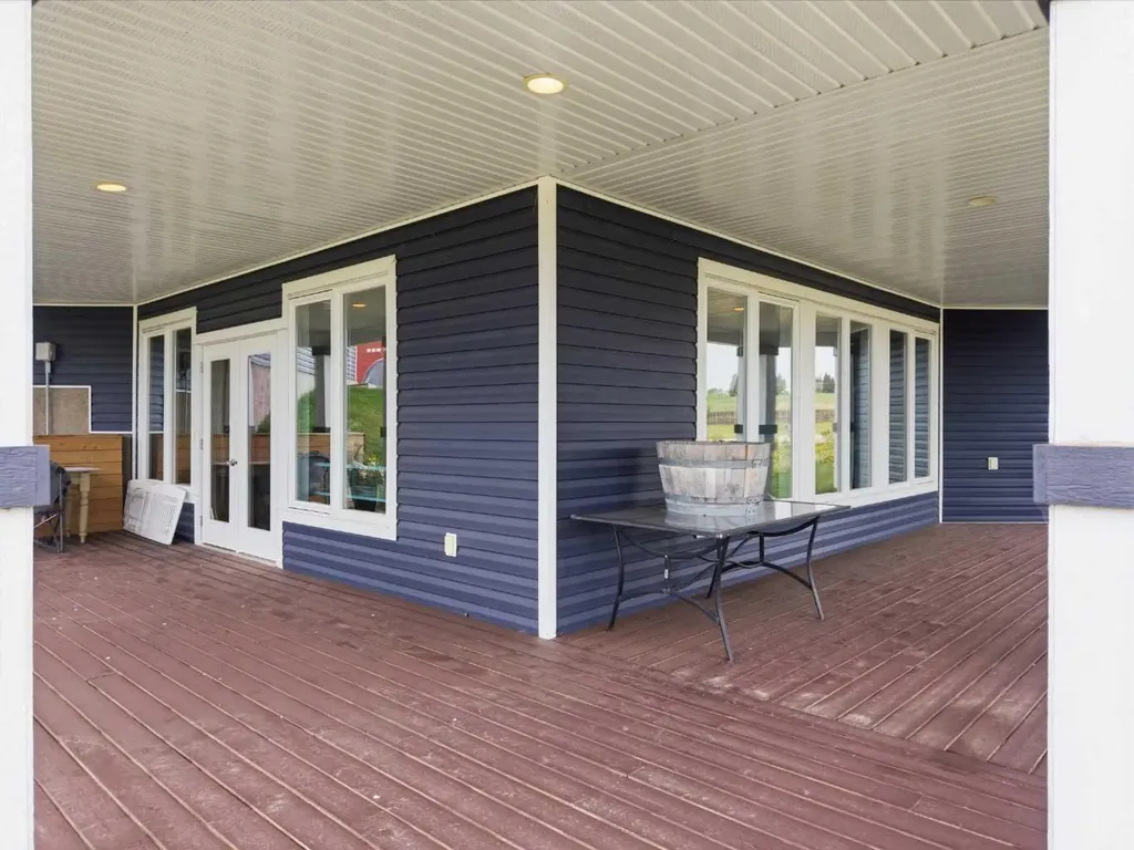 1 Aspen Rise Parkland Beach AB T0C 2J0