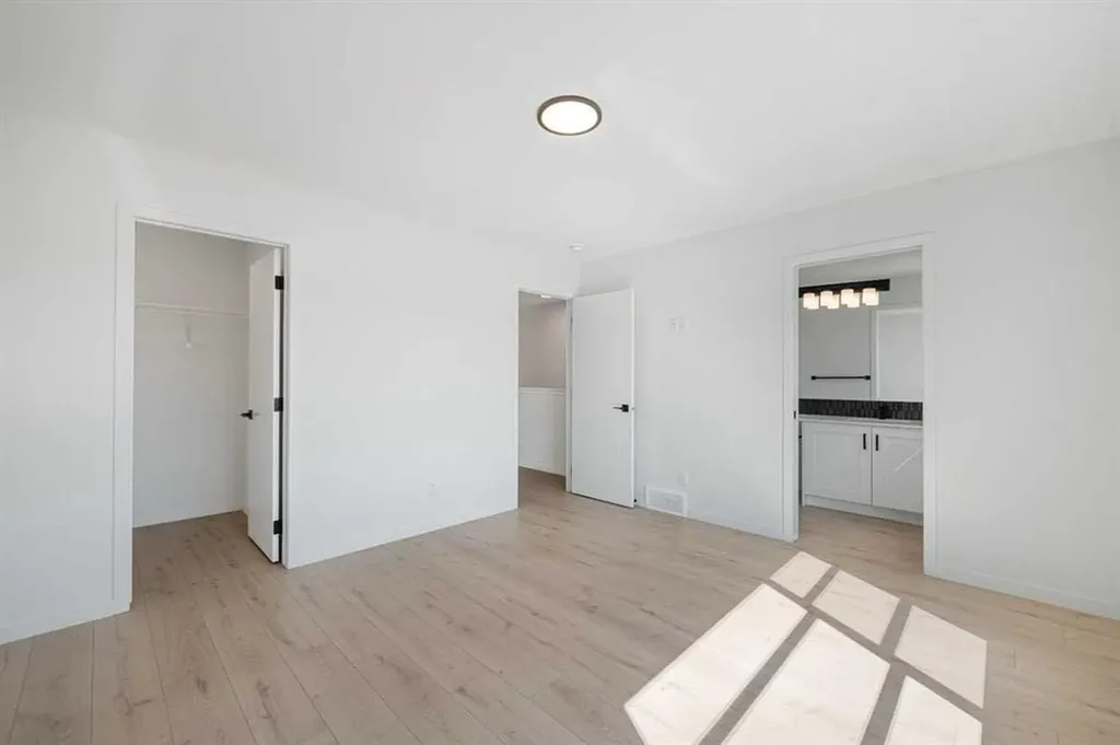 260 Belmont Boulevard SW Calgary AB T2X 4W6