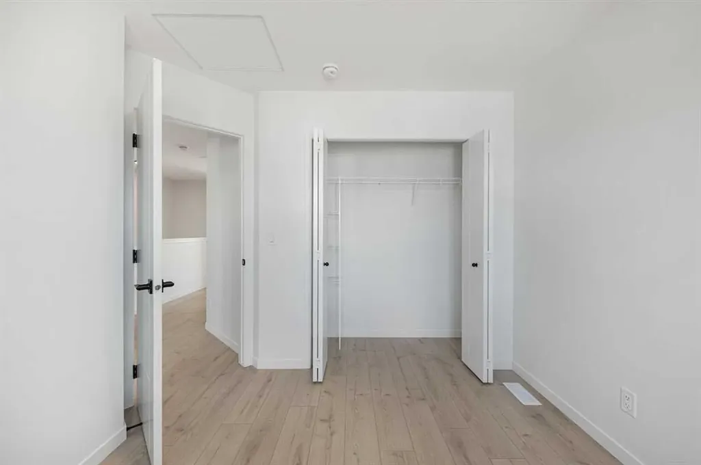 260 Belmont Boulevard SW Calgary AB T2X 4W6