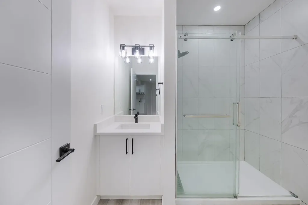 260 Belmont Boulevard SW Calgary AB T2X 4W6