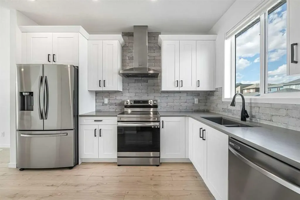 260 Belmont Boulevard SW Calgary AB T2X 4W6