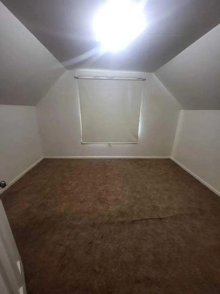 941 16 Street S Lethbridge AB T1J 3C1