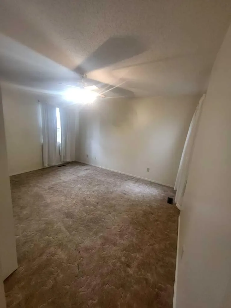 941 16 Street S Lethbridge AB T1J 3C1