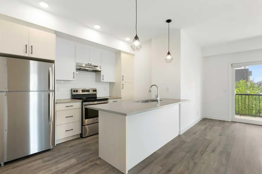 24 Rivercrest Drive Cochrane AB T4C 2C5