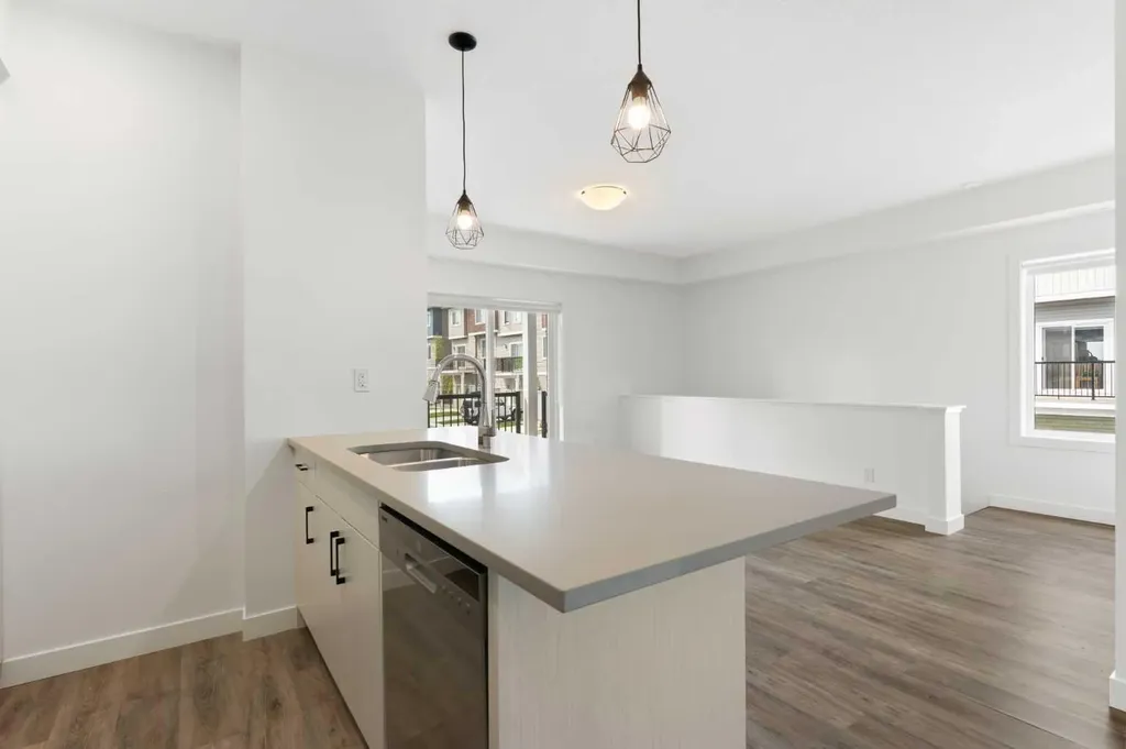 24 Rivercrest Drive Cochrane AB T4C 2C5