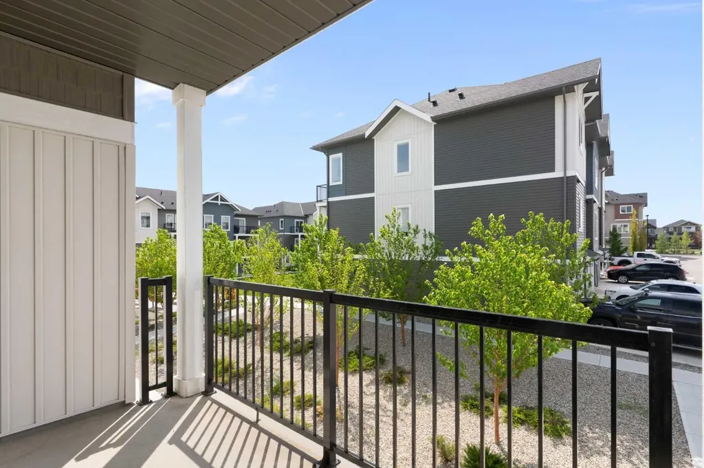 24 Rivercrest Drive Cochrane AB T4C 2C5