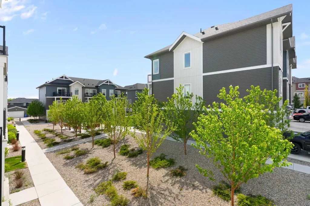 24 Rivercrest Drive Cochrane AB T4C 2C5