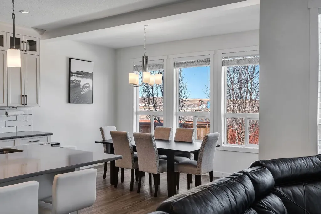 118 Reunion Green NW Airdrie AB T4B3X1