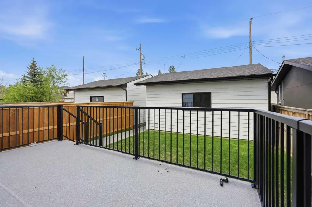 510 54 Avenue SW Calgary AB T2V0C7