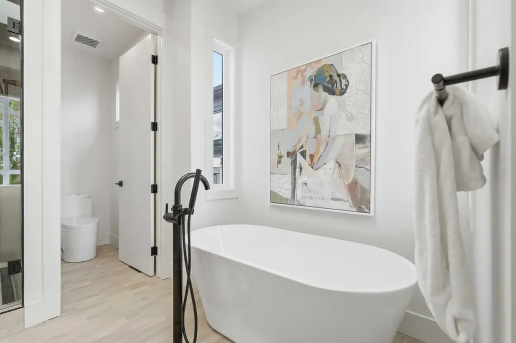 510 54 Avenue SW Calgary AB T2V0C7