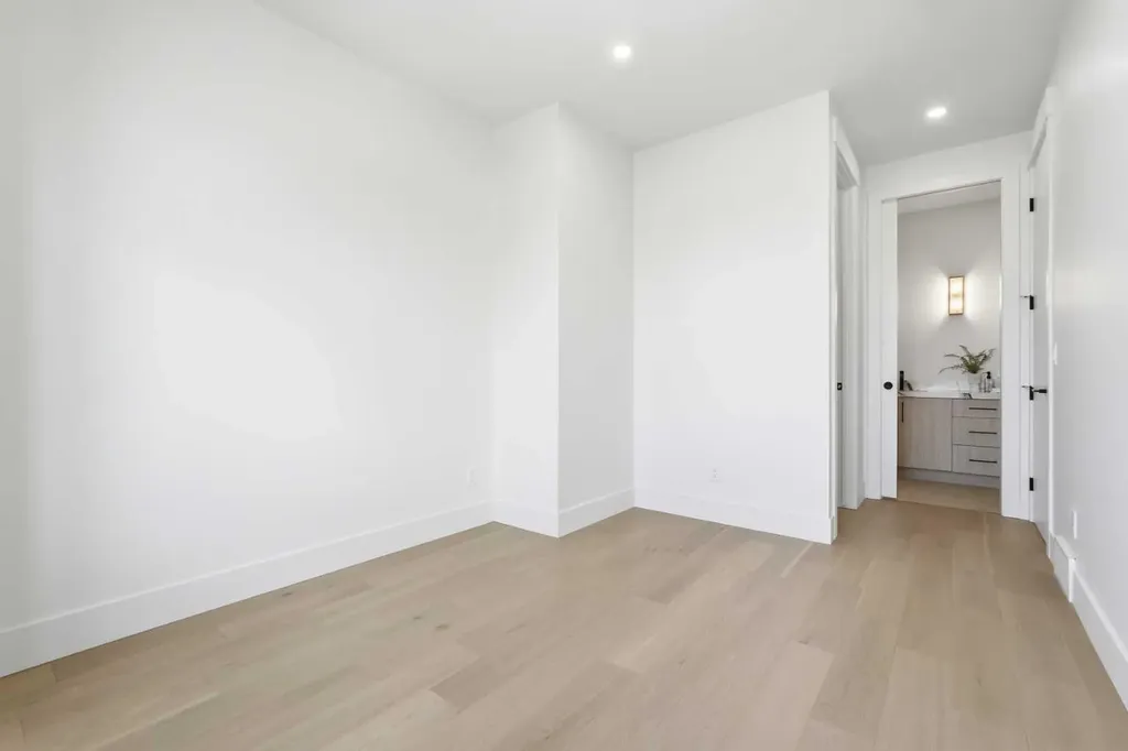 510 54 Avenue SW Calgary AB T2V0C7