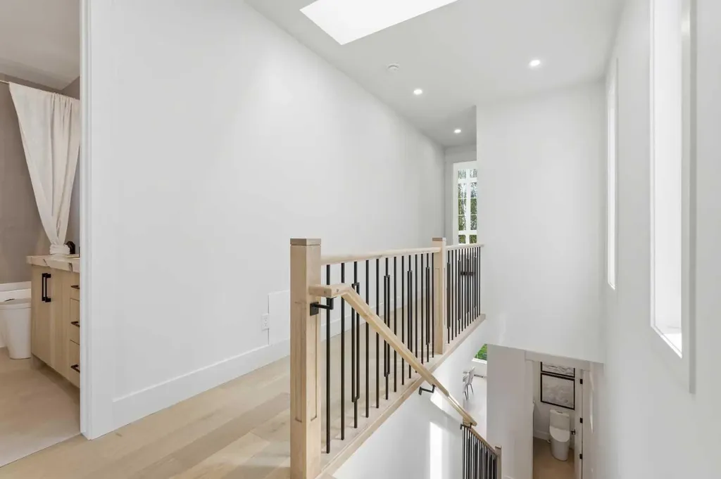 510 54 Avenue SW Calgary AB T2V0C7