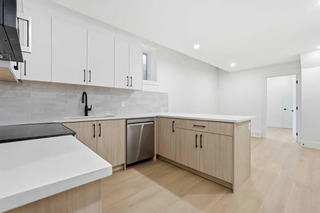 510 54 Avenue SW Calgary AB T2V0C7