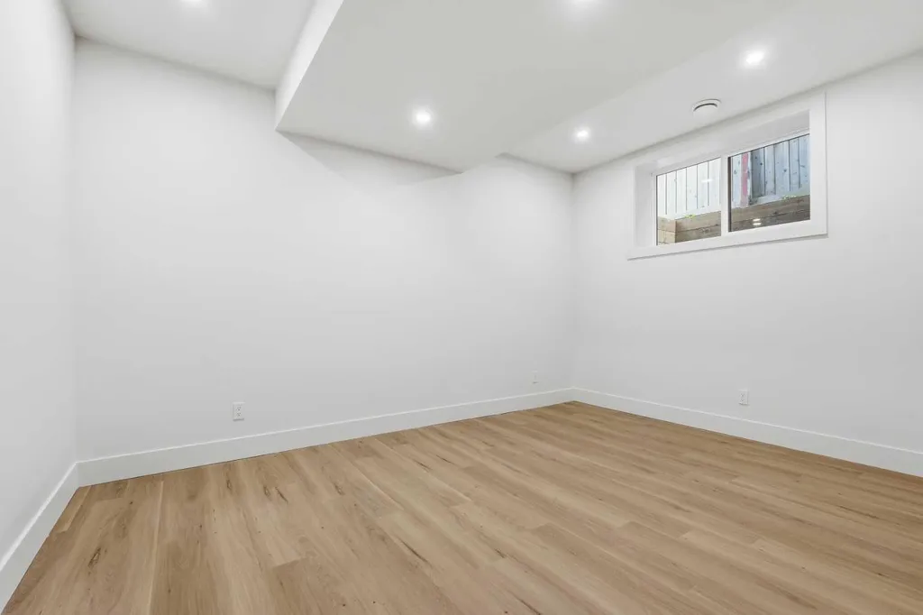 510 54 Avenue SW Calgary AB T2V0C7