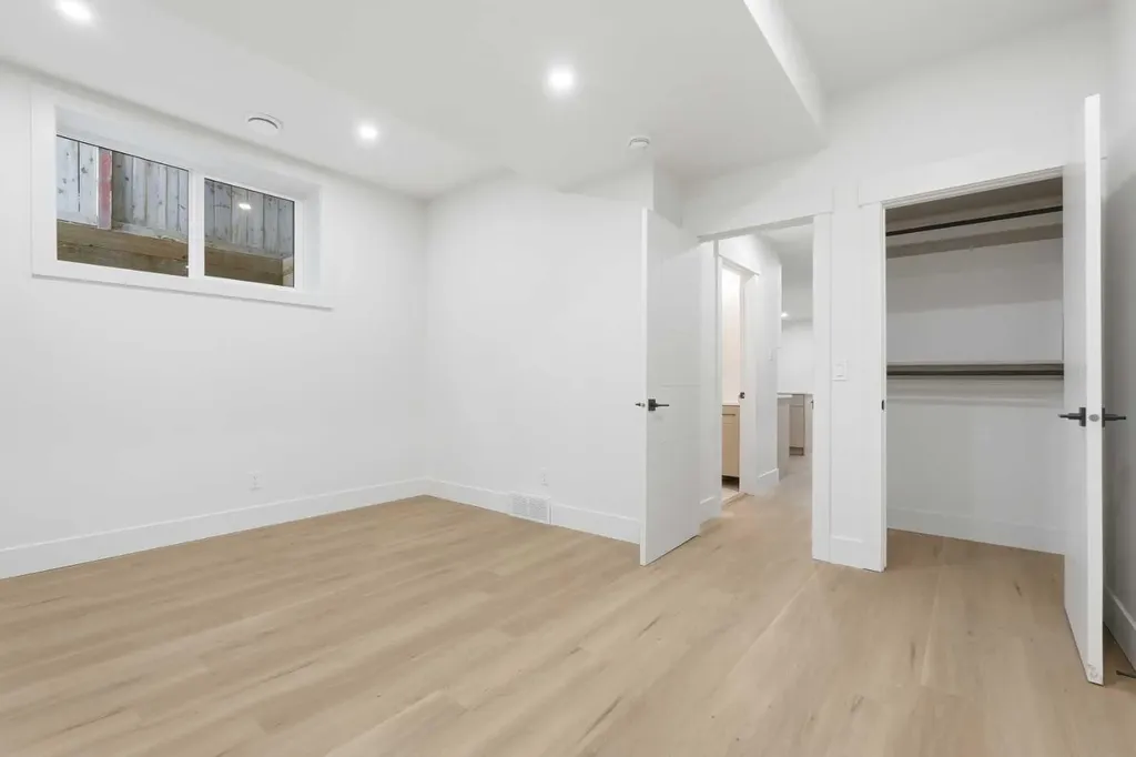 510 54 Avenue SW Calgary AB T2V0C7