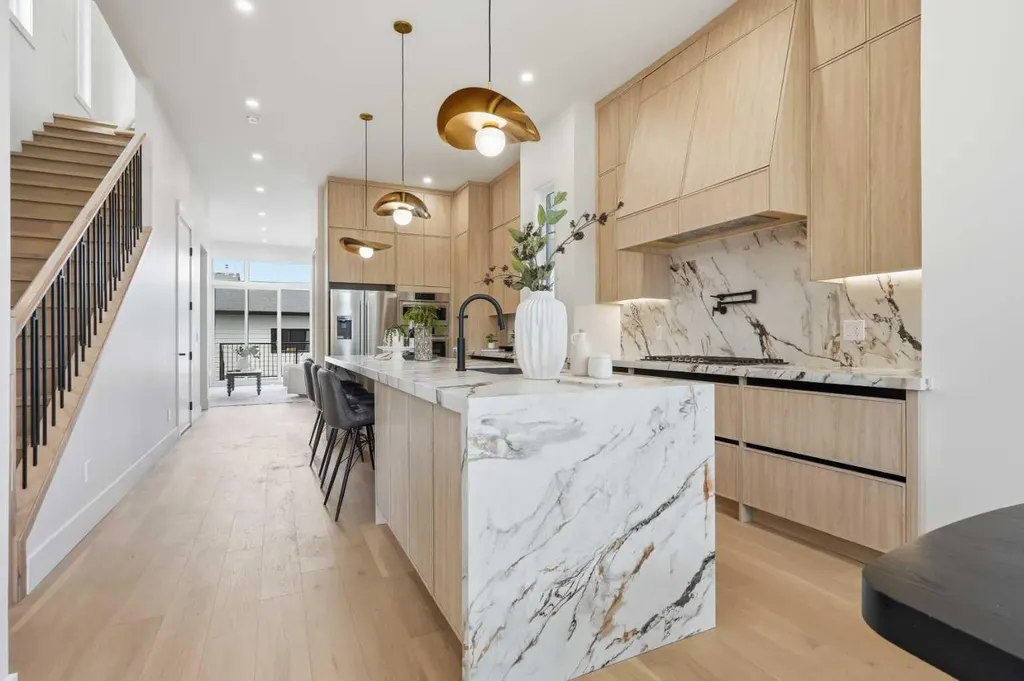 510 54 Avenue SW Calgary AB T2V0C7